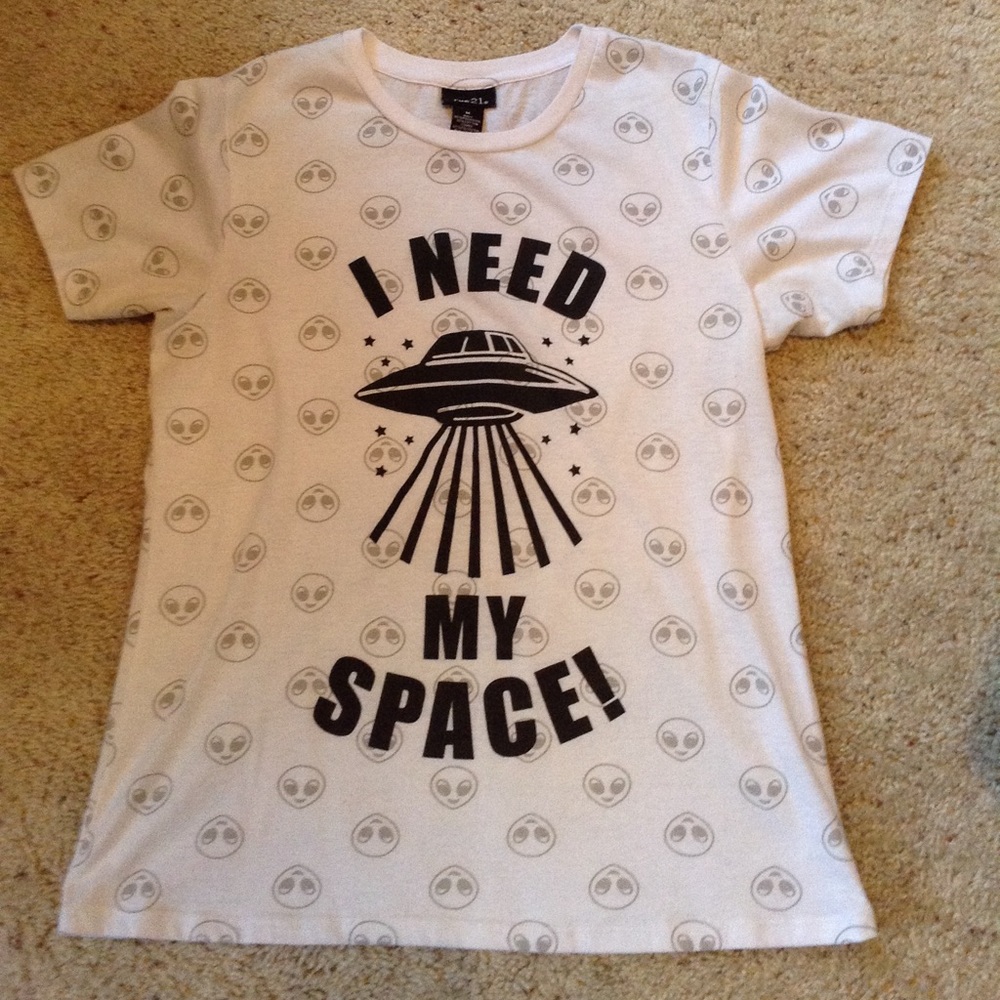 Rue 21 t-shirt